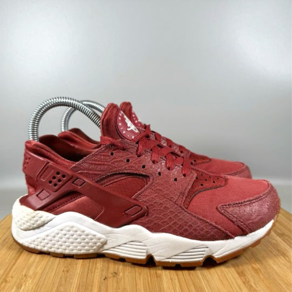 NIKE AIR HUARACHE 7.5W